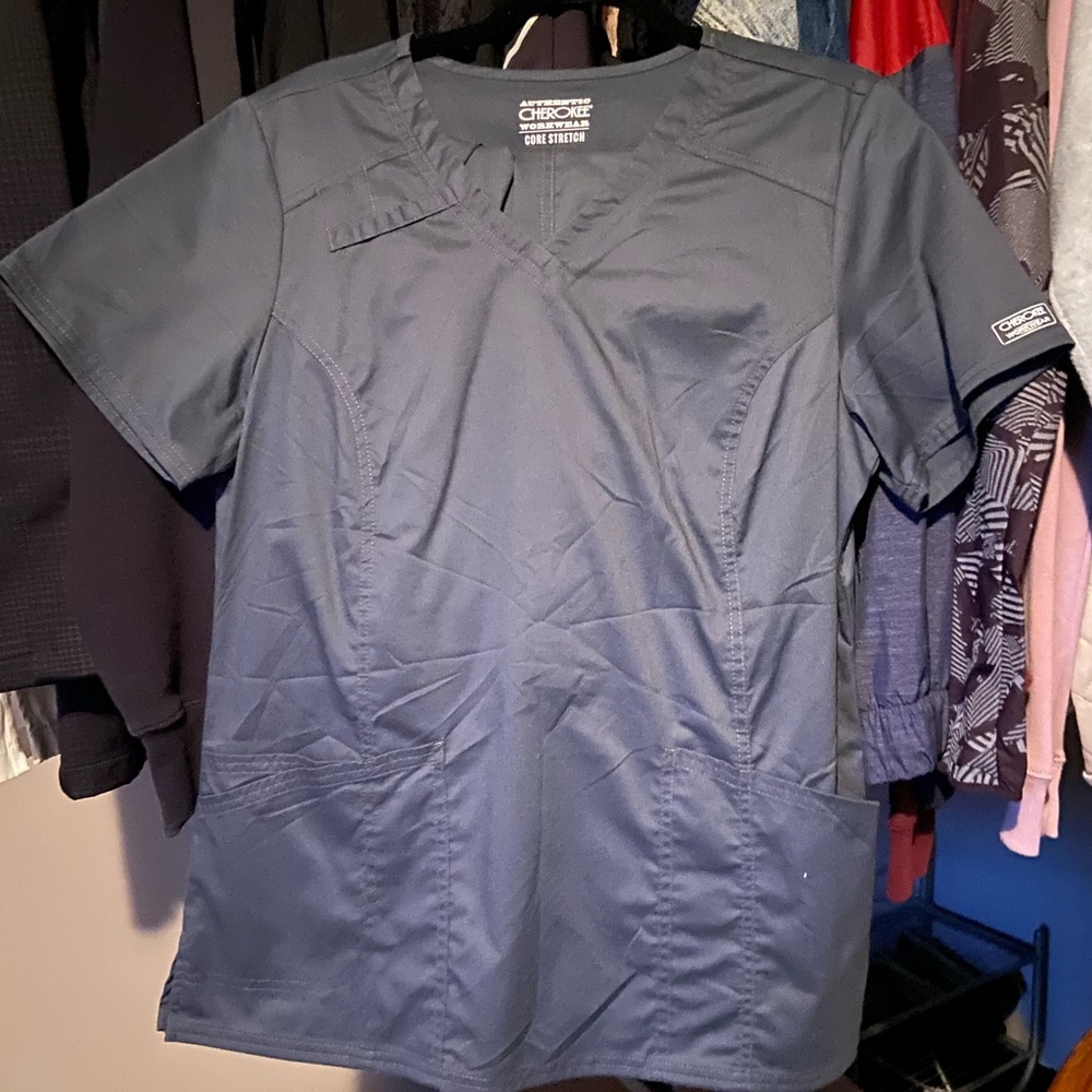 Cherokee gray scrub set